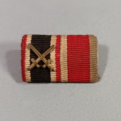 RAPPEL ALLEMAND DES MEDAILLES DU MERITE ALLEMAND AVEC GLAIVE A TITRE MILITAIRE ET DE LA CROIX ROUGE